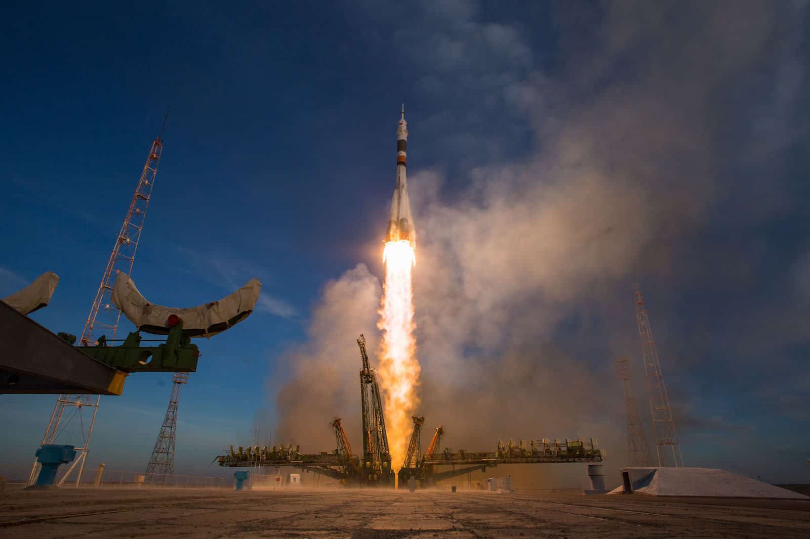 Astronauts Aboard Soyuz Spacecraft Arrive Safely At The Iss