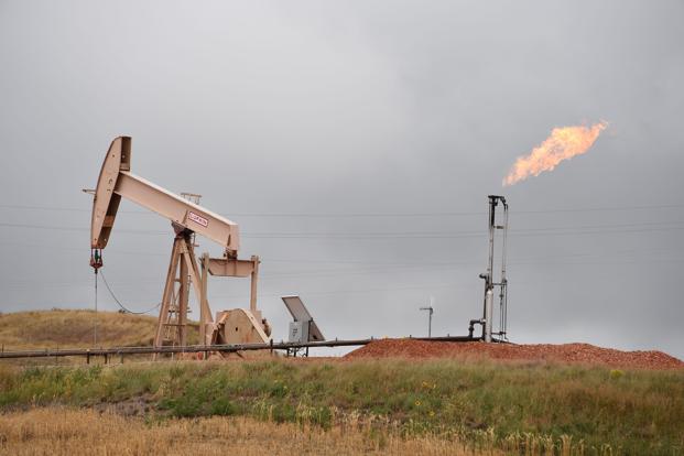 Oil production cuts introduce 2 percent hike in prices by OPEC